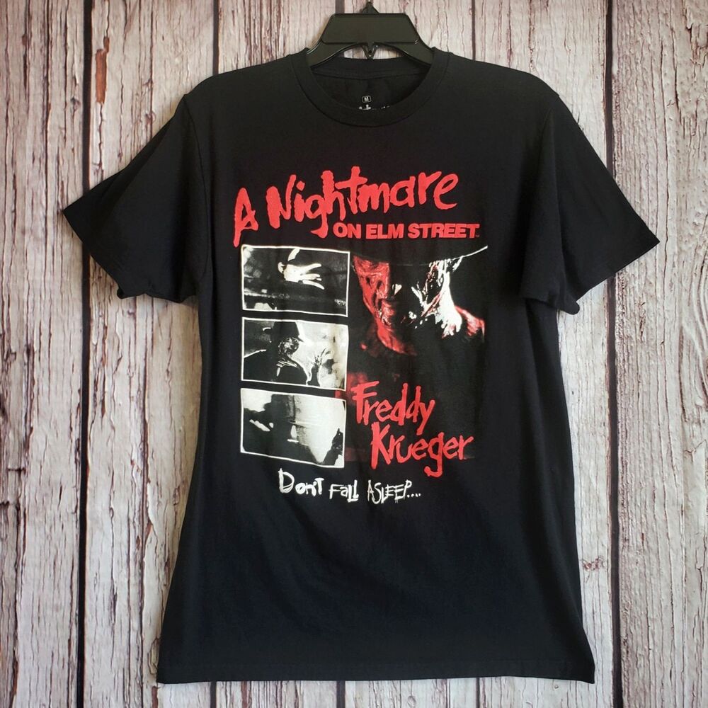 A Nightmare on Elm Street Medium Cotton T-Shirt Movie Freddy Kreuger Scary Sleep